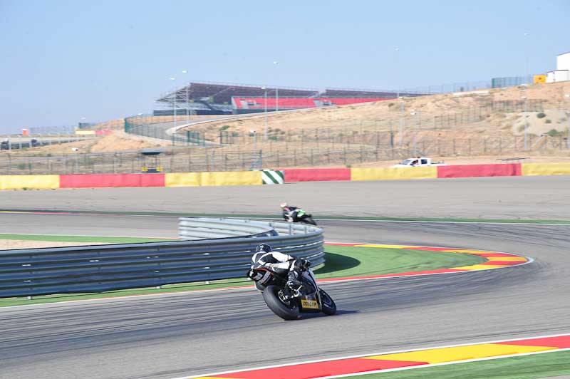 aragon;motorbikes;no limits;peter wileman photography;spain;trackday;trackday digital images
