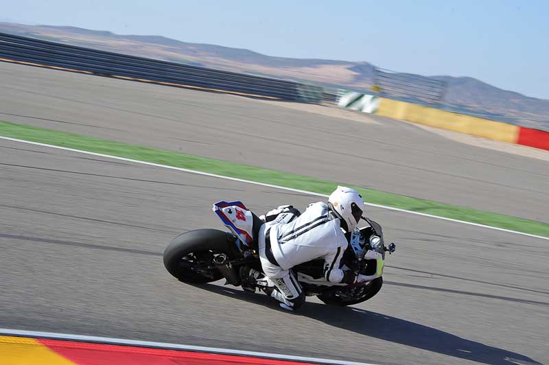 aragon;motorbikes;no limits;peter wileman photography;spain;trackday;trackday digital images