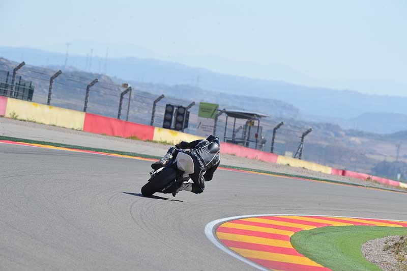 aragon;motorbikes;no limits;peter wileman photography;spain;trackday;trackday digital images