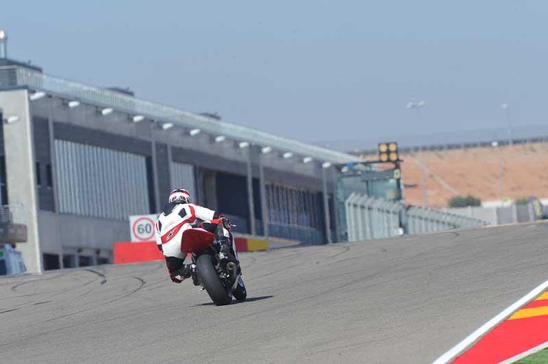 aragon;motorbikes;no limits;peter wileman photography;spain;trackday;trackday digital images