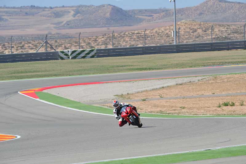 aragon;motorbikes;no limits;peter wileman photography;spain;trackday;trackday digital images