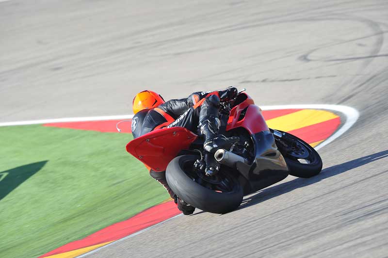 aragon;motorbikes;no limits;peter wileman photography;spain;trackday;trackday digital images