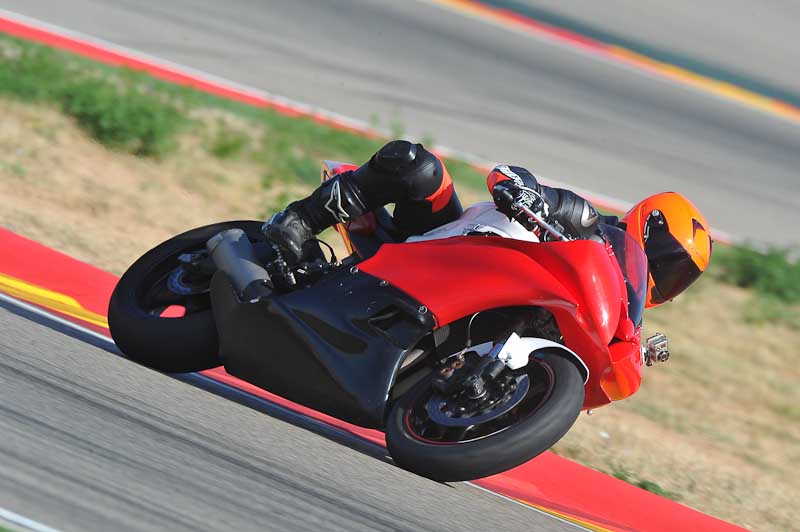 aragon;motorbikes;no limits;peter wileman photography;spain;trackday;trackday digital images