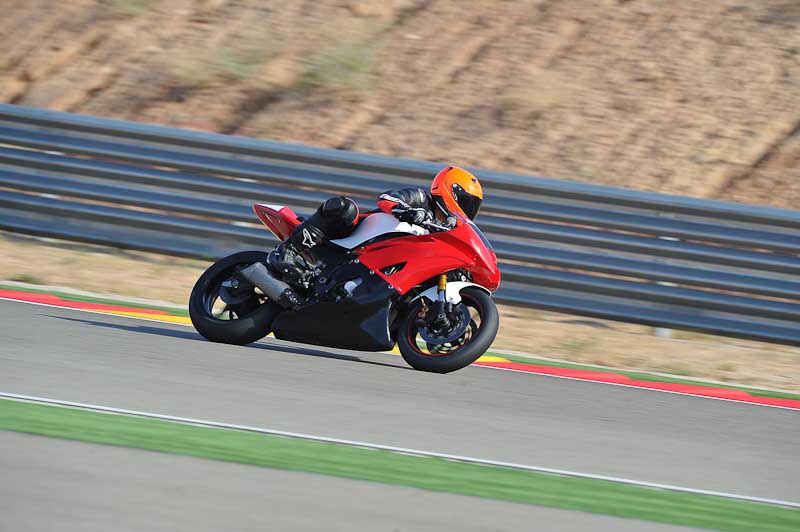 aragon;motorbikes;no limits;peter wileman photography;spain;trackday;trackday digital images