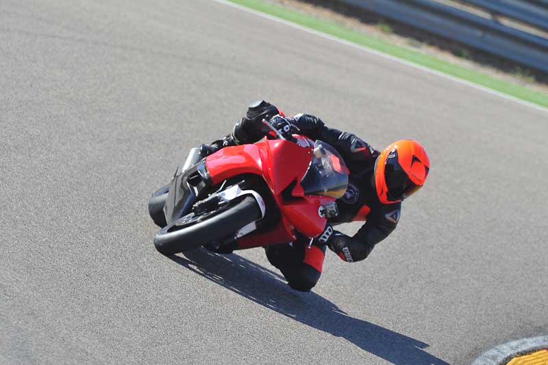 aragon;motorbikes;no limits;peter wileman photography;spain;trackday;trackday digital images