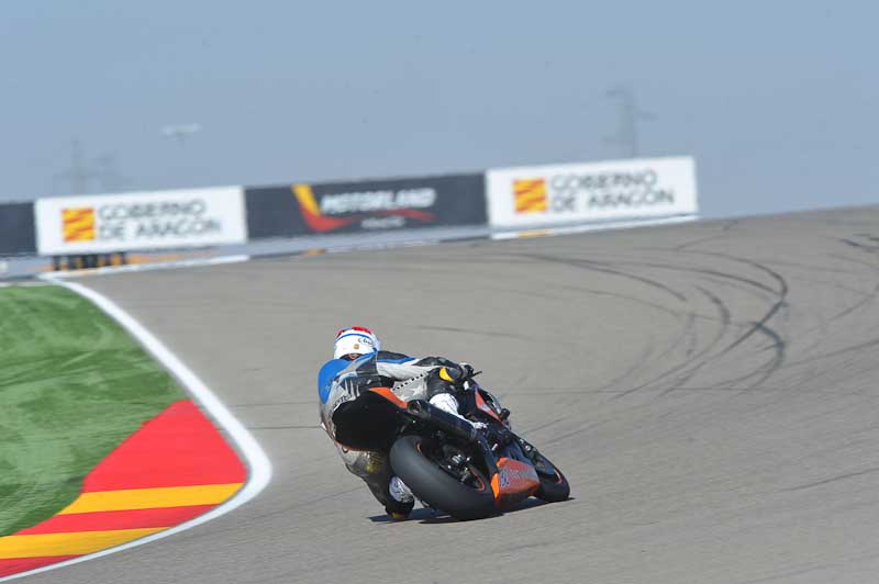 aragon;motorbikes;no limits;peter wileman photography;spain;trackday;trackday digital images