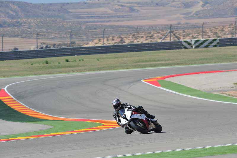 aragon;motorbikes;no limits;peter wileman photography;spain;trackday;trackday digital images
