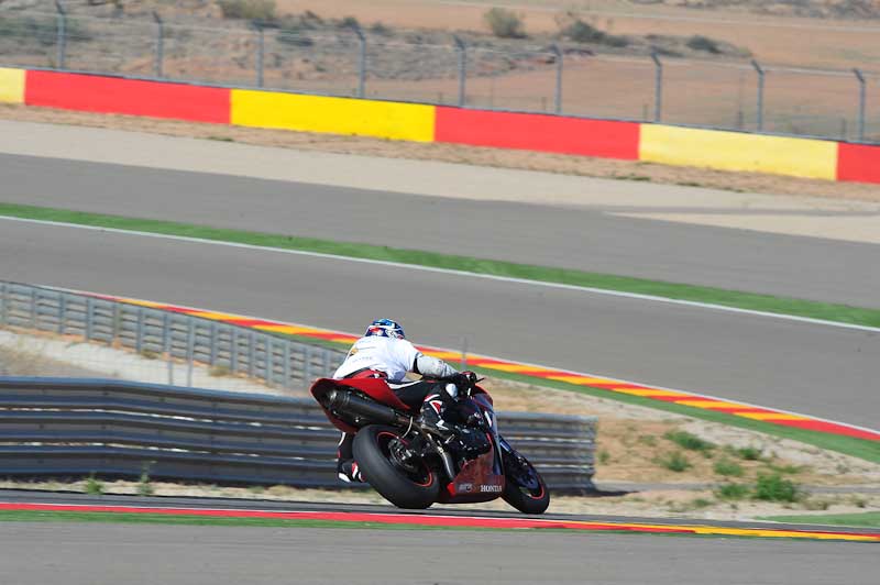 aragon;motorbikes;no limits;peter wileman photography;spain;trackday;trackday digital images
