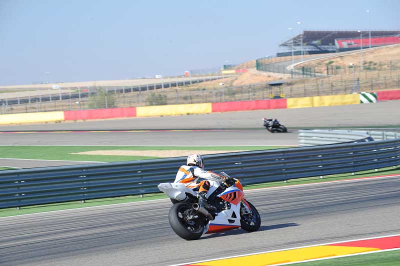 aragon;motorbikes;no limits;peter wileman photography;spain;trackday;trackday digital images