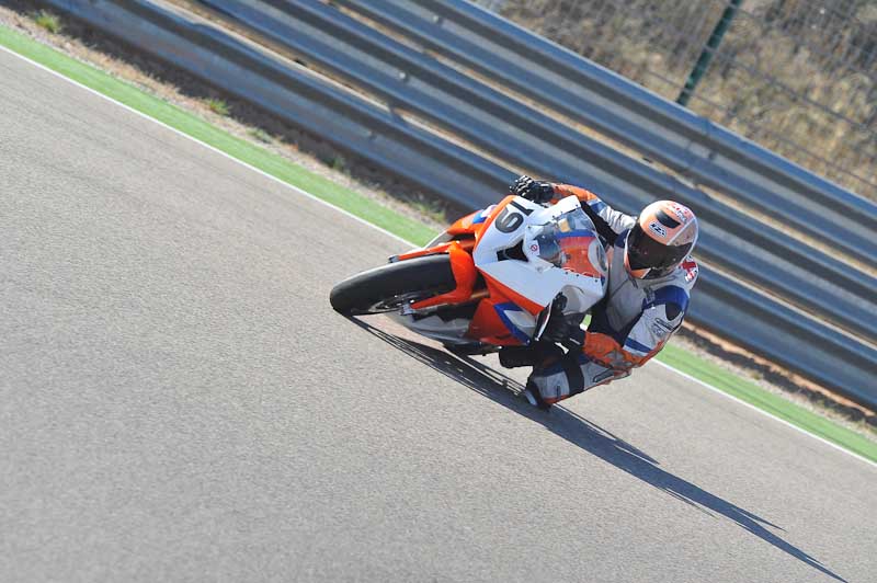 aragon;motorbikes;no limits;peter wileman photography;spain;trackday;trackday digital images
