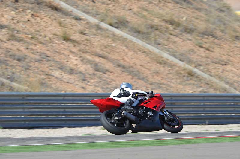 aragon;motorbikes;no limits;peter wileman photography;spain;trackday;trackday digital images