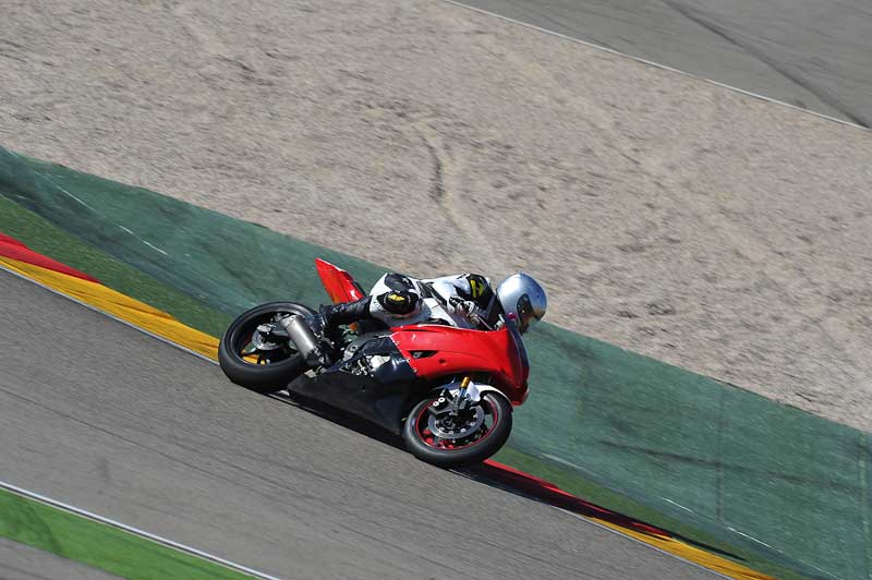 aragon;motorbikes;no limits;peter wileman photography;spain;trackday;trackday digital images
