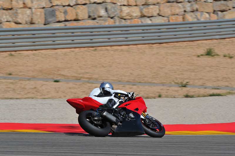 aragon;motorbikes;no limits;peter wileman photography;spain;trackday;trackday digital images