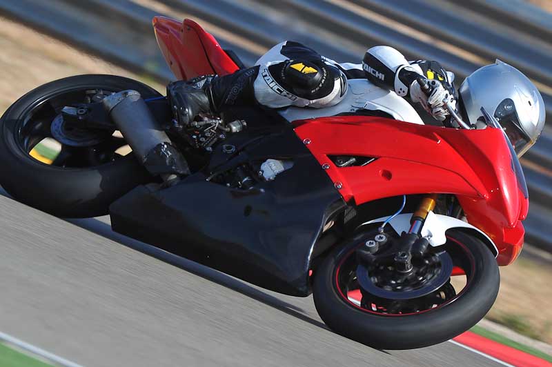aragon;motorbikes;no limits;peter wileman photography;spain;trackday;trackday digital images