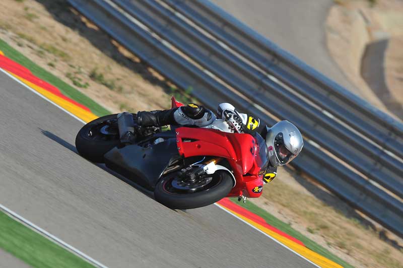 aragon;motorbikes;no limits;peter wileman photography;spain;trackday;trackday digital images