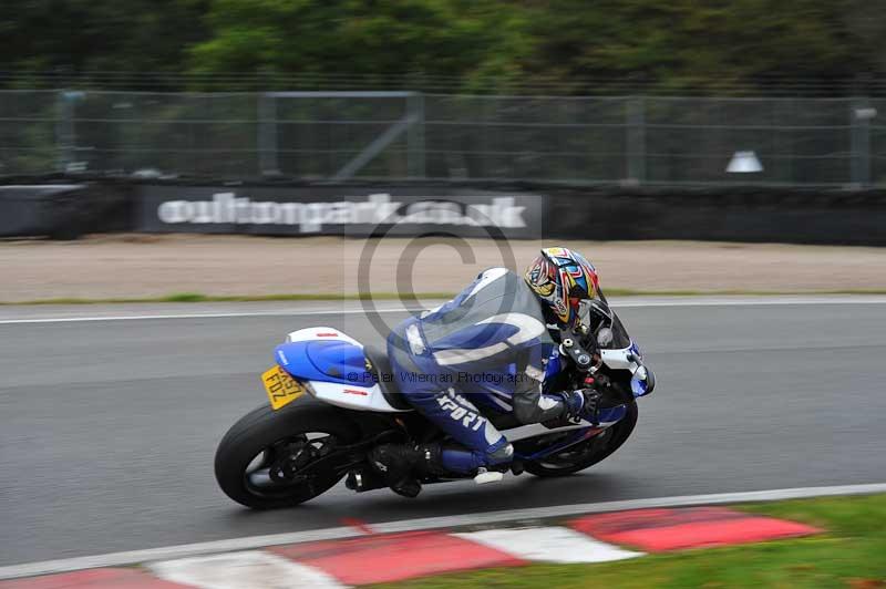 enduro digital images;event digital images;eventdigitalimages;no limits trackdays;oulton no limits trackday;oulton park cheshire;oulton trackday photographs;peter wileman photography;racing digital images;trackday digital images;trackday photos