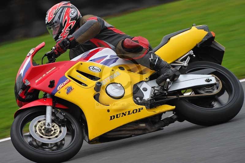 enduro digital images;event digital images;eventdigitalimages;no limits trackdays;oulton no limits trackday;oulton park cheshire;oulton trackday photographs;peter wileman photography;racing digital images;trackday digital images;trackday photos