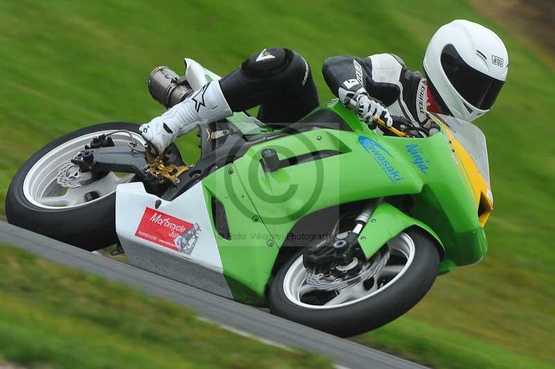 enduro digital images;event digital images;eventdigitalimages;no limits trackdays;oulton no limits trackday;oulton park cheshire;oulton trackday photographs;peter wileman photography;racing digital images;trackday digital images;trackday photos