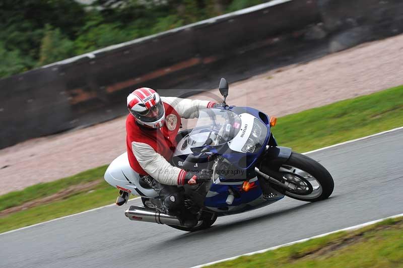 enduro digital images;event digital images;eventdigitalimages;no limits trackdays;oulton no limits trackday;oulton park cheshire;oulton trackday photographs;peter wileman photography;racing digital images;trackday digital images;trackday photos