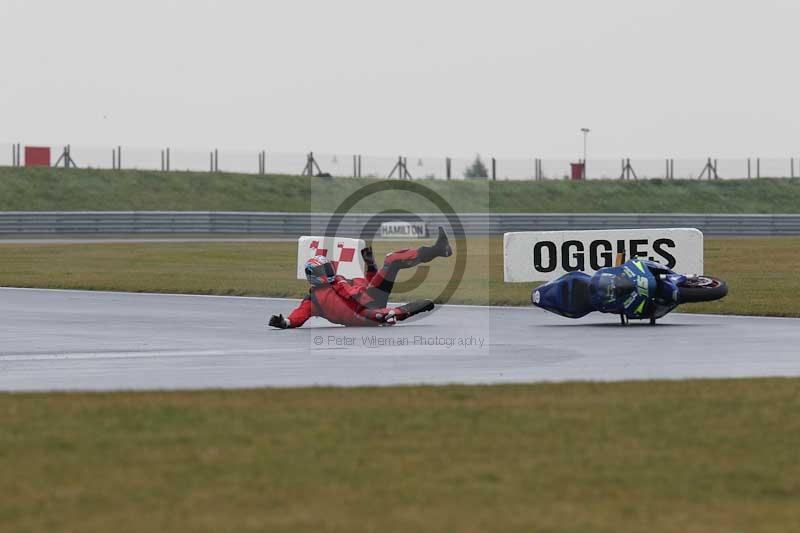 enduro digital images;event digital images;eventdigitalimages;no limits trackdays;peter wileman photography;racing digital images;snetterton;snetterton no limits trackday;snetterton photographs;snetterton trackday photographs;trackday digital images;trackday photos