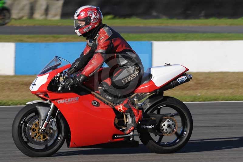 donington no limits trackday;donington park photographs;donington trackday photographs;no limits trackdays;peter wileman photography;trackday digital images;trackday photos