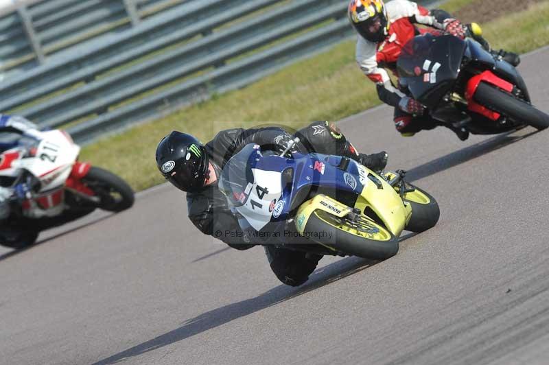 Rockingham no limits trackday;enduro digital images;event digital images;eventdigitalimages;no limits trackdays;peter wileman photography;racing digital images;rockingham raceway northamptonshire;rockingham trackday photographs;trackday digital images;trackday photos