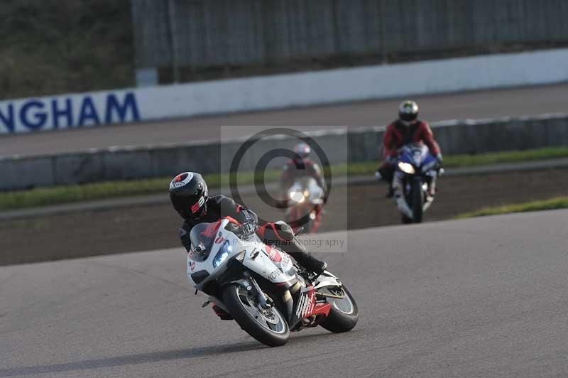 Rockingham no limits trackday;enduro digital images;event digital images;eventdigitalimages;no limits trackdays;peter wileman photography;racing digital images;rockingham raceway northamptonshire;rockingham trackday photographs;trackday digital images;trackday photos