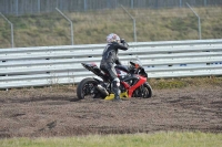 Rockingham-no-limits-trackday;enduro-digital-images;event-digital-images;eventdigitalimages;no-limits-trackdays;peter-wileman-photography;racing-digital-images;rockingham-raceway-northamptonshire;rockingham-trackday-photographs;trackday-digital-images;trackday-photos