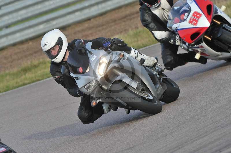 Rockingham no limits trackday;enduro digital images;event digital images;eventdigitalimages;no limits trackdays;peter wileman photography;racing digital images;rockingham raceway northamptonshire;rockingham trackday photographs;trackday digital images;trackday photos