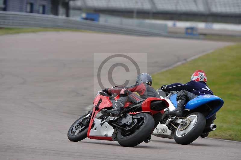 Rockingham no limits trackday;enduro digital images;event digital images;eventdigitalimages;no limits trackdays;peter wileman photography;racing digital images;rockingham raceway northamptonshire;rockingham trackday photographs;trackday digital images;trackday photos