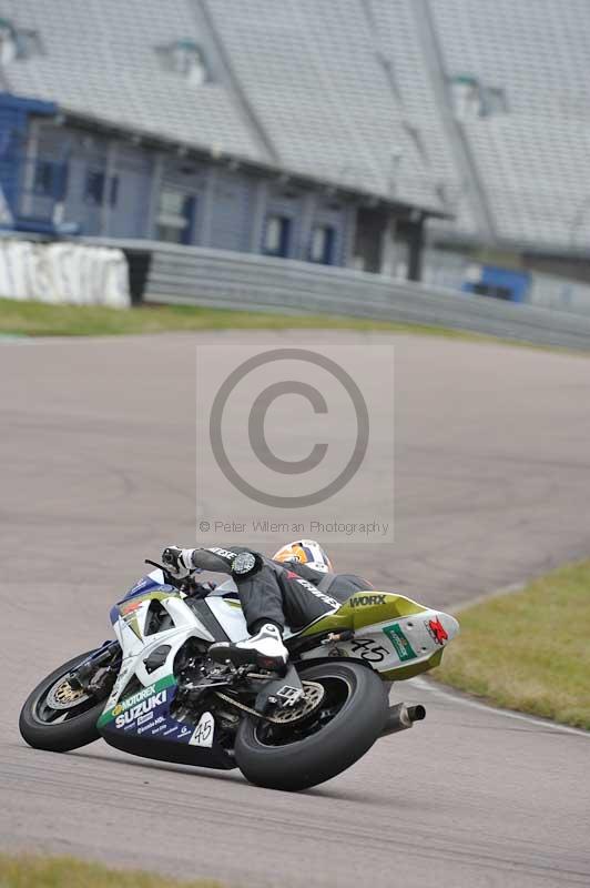 Rockingham no limits trackday;enduro digital images;event digital images;eventdigitalimages;no limits trackdays;peter wileman photography;racing digital images;rockingham raceway northamptonshire;rockingham trackday photographs;trackday digital images;trackday photos