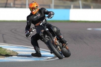 anglesey;brands-hatch;cadwell-park;croft;donington-park;enduro-digital-images;event-digital-images;eventdigitalimages;mallory;no-limits;oulton-park;peter-wileman-photography;racing-digital-images;silverstone;snetterton;trackday-digital-images;trackday-photos;welsh-2-day-enduro