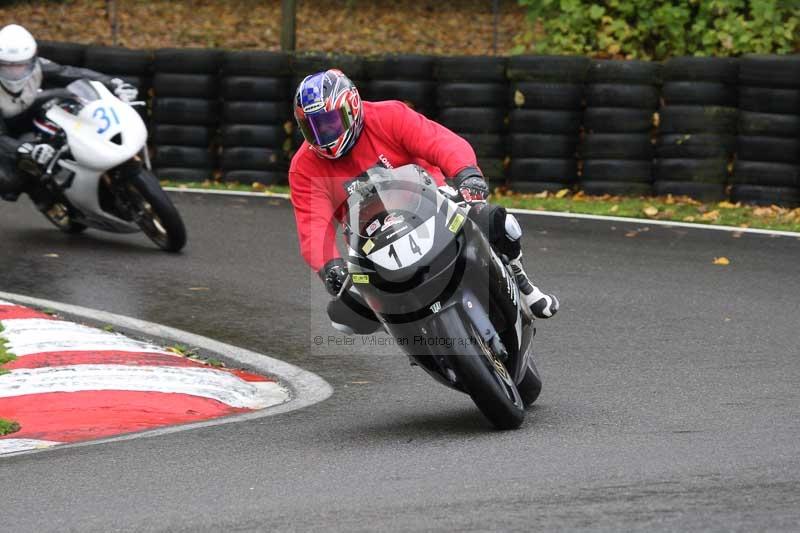 Motorcycle action photographs;Trackday digital images;cadwell;cadwell park photographs;event digital images;eventdigitalimages;motor racing louth lincolnshire;no limits trackdays;peter wileman photography;trackday;trackday photos