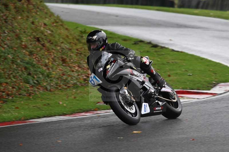 Motorcycle action photographs;Trackday digital images;cadwell;cadwell park photographs;event digital images;eventdigitalimages;motor racing louth lincolnshire;no limits trackdays;peter wileman photography;trackday;trackday photos