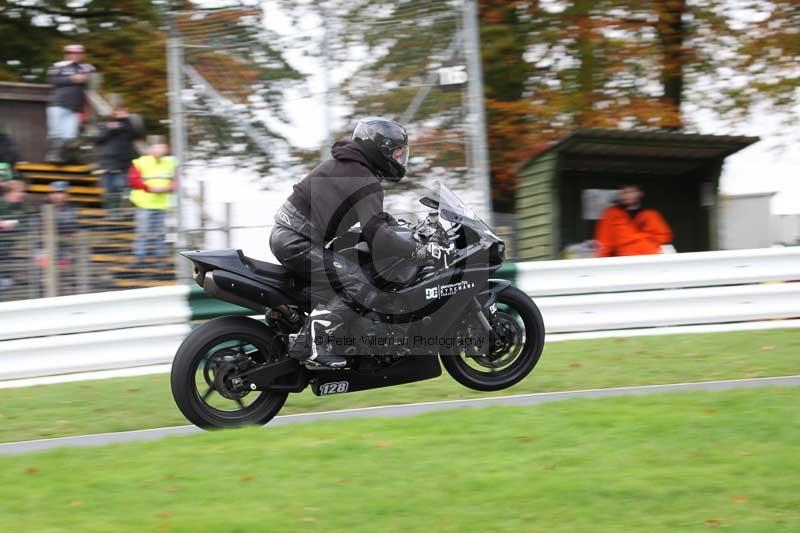 Motorcycle action photographs;Trackday digital images;cadwell;cadwell park photographs;event digital images;eventdigitalimages;motor racing louth lincolnshire;no limits trackdays;peter wileman photography;trackday;trackday photos