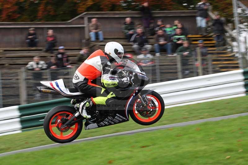 Motorcycle action photographs;Trackday digital images;cadwell;cadwell park photographs;event digital images;eventdigitalimages;motor racing louth lincolnshire;no limits trackdays;peter wileman photography;trackday;trackday photos