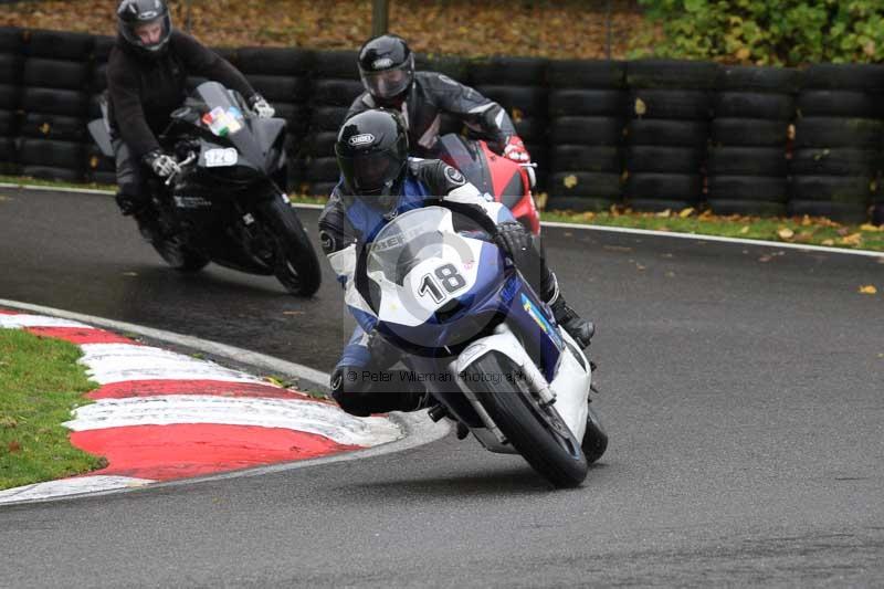 Motorcycle action photographs;Trackday digital images;cadwell;cadwell park photographs;event digital images;eventdigitalimages;motor racing louth lincolnshire;no limits trackdays;peter wileman photography;trackday;trackday photos