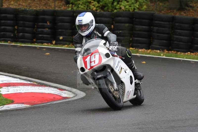 Motorcycle action photographs;Trackday digital images;cadwell;cadwell park photographs;event digital images;eventdigitalimages;motor racing louth lincolnshire;no limits trackdays;peter wileman photography;trackday;trackday photos