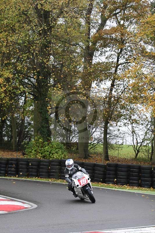 Motorcycle action photographs;Trackday digital images;cadwell;cadwell park photographs;event digital images;eventdigitalimages;motor racing louth lincolnshire;no limits trackdays;peter wileman photography;trackday;trackday photos