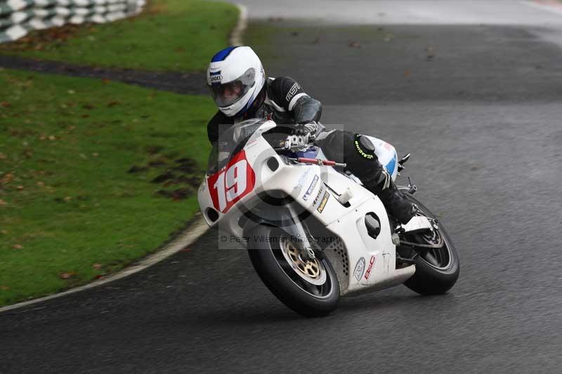 Motorcycle action photographs;Trackday digital images;cadwell;cadwell park photographs;event digital images;eventdigitalimages;motor racing louth lincolnshire;no limits trackdays;peter wileman photography;trackday;trackday photos