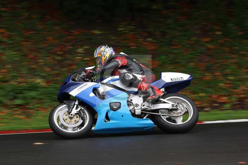 Motorcycle action photographs;Trackday digital images;cadwell;cadwell park photographs;event digital images;eventdigitalimages;motor racing louth lincolnshire;no limits trackdays;peter wileman photography;trackday;trackday photos