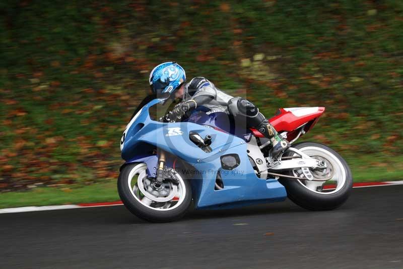 Motorcycle action photographs;Trackday digital images;cadwell;cadwell park photographs;event digital images;eventdigitalimages;motor racing louth lincolnshire;no limits trackdays;peter wileman photography;trackday;trackday photos