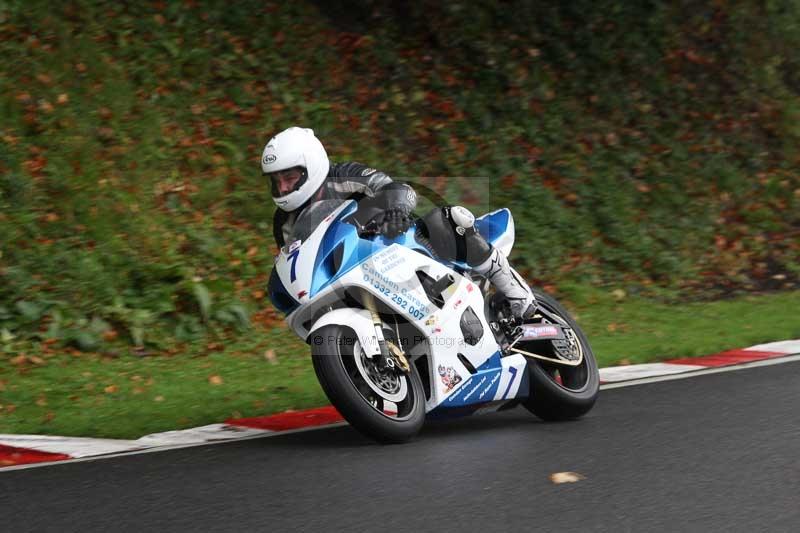 Motorcycle action photographs;Trackday digital images;cadwell;cadwell park photographs;event digital images;eventdigitalimages;motor racing louth lincolnshire;no limits trackdays;peter wileman photography;trackday;trackday photos