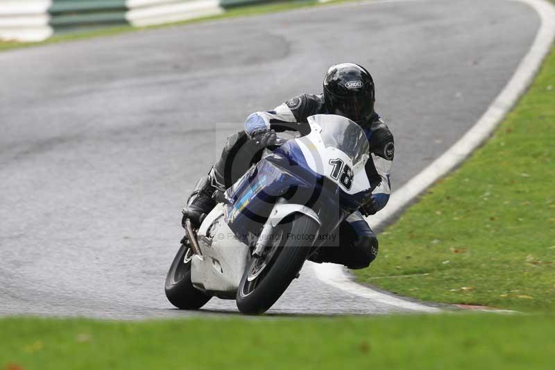 Motorcycle action photographs;Trackday digital images;cadwell;cadwell park photographs;event digital images;eventdigitalimages;motor racing louth lincolnshire;no limits trackdays;peter wileman photography;trackday;trackday photos