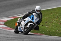 Motorcycle-action-photographs;Trackday-digital-images;cadwell;cadwell-park-photographs;event-digital-images;eventdigitalimages;motor-racing-louth-lincolnshire;no-limits-trackdays;peter-wileman-photography;trackday;trackday-photos