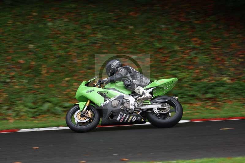 Motorcycle action photographs;Trackday digital images;cadwell;cadwell park photographs;event digital images;eventdigitalimages;motor racing louth lincolnshire;no limits trackdays;peter wileman photography;trackday;trackday photos