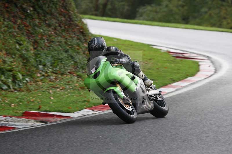 Motorcycle action photographs;Trackday digital images;cadwell;cadwell park photographs;event digital images;eventdigitalimages;motor racing louth lincolnshire;no limits trackdays;peter wileman photography;trackday;trackday photos