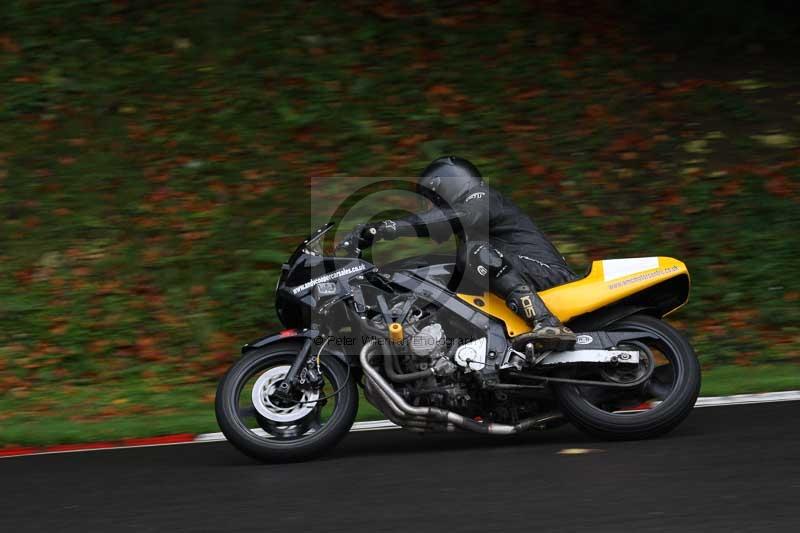Motorcycle action photographs;Trackday digital images;cadwell;cadwell park photographs;event digital images;eventdigitalimages;motor racing louth lincolnshire;no limits trackdays;peter wileman photography;trackday;trackday photos