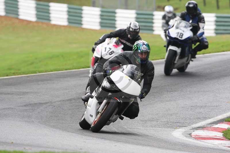 Motorcycle action photographs;Trackday digital images;cadwell;cadwell park photographs;event digital images;eventdigitalimages;motor racing louth lincolnshire;no limits trackdays;peter wileman photography;trackday;trackday photos