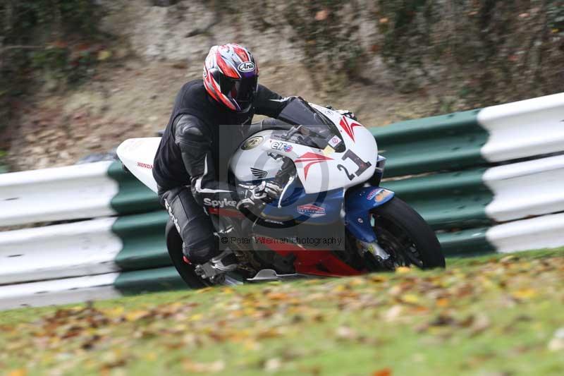 Motorcycle action photographs;Trackday digital images;cadwell;cadwell park photographs;event digital images;eventdigitalimages;motor racing louth lincolnshire;no limits trackdays;peter wileman photography;trackday;trackday photos